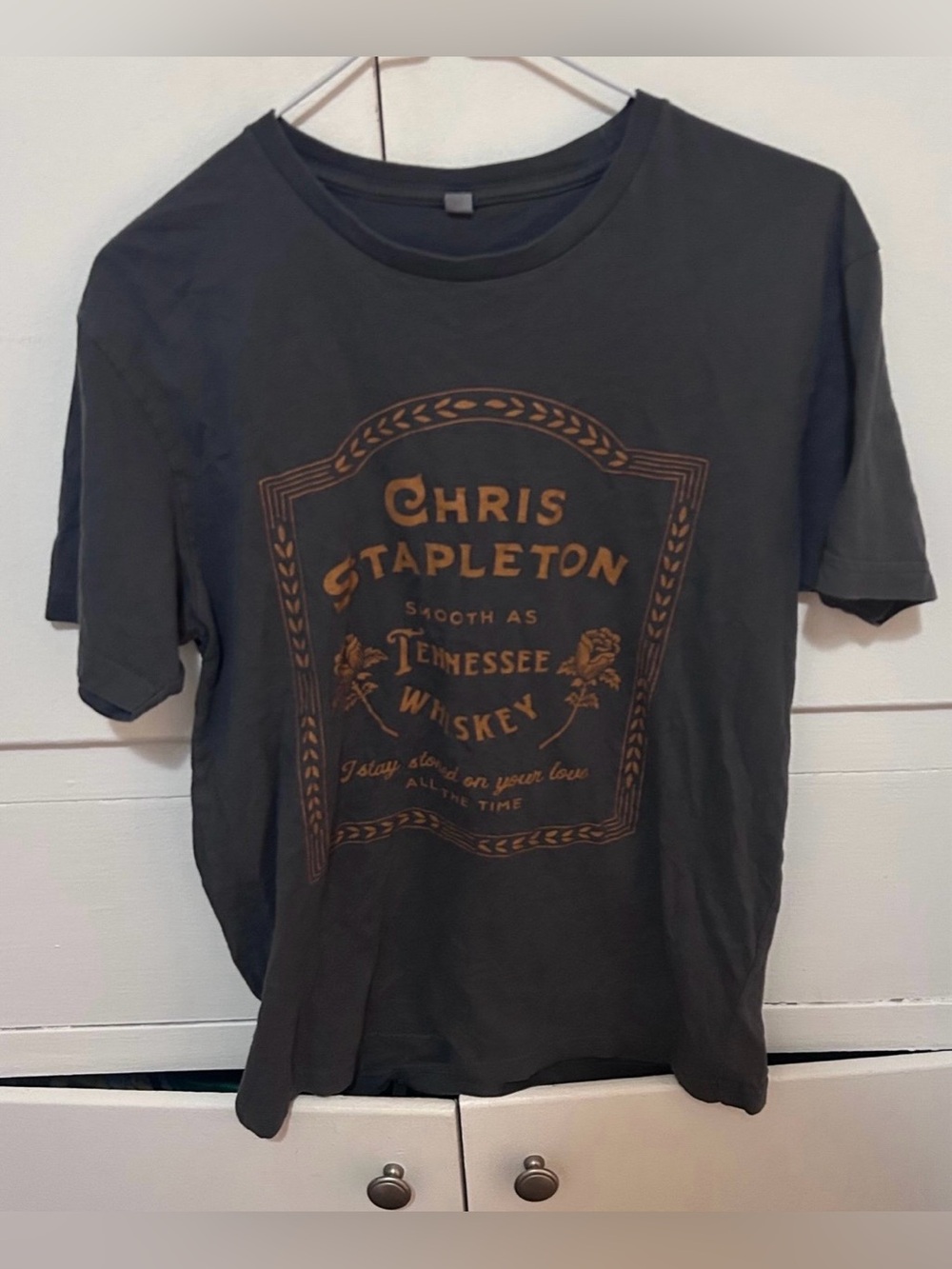 Chris Stapleton shirt size womens small